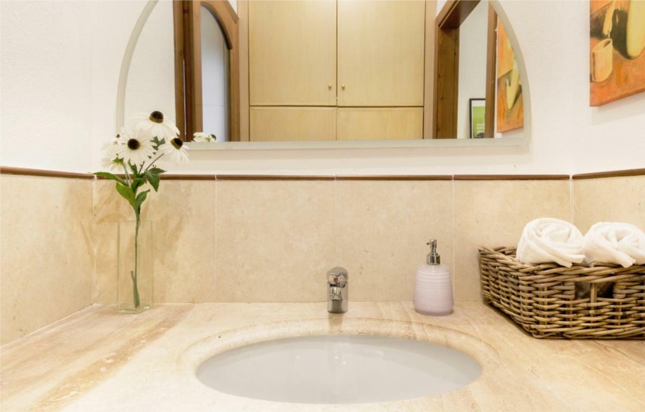 The Heart Of Cagliari, Cozy 2 Bedroom Apartment Kültér fotó